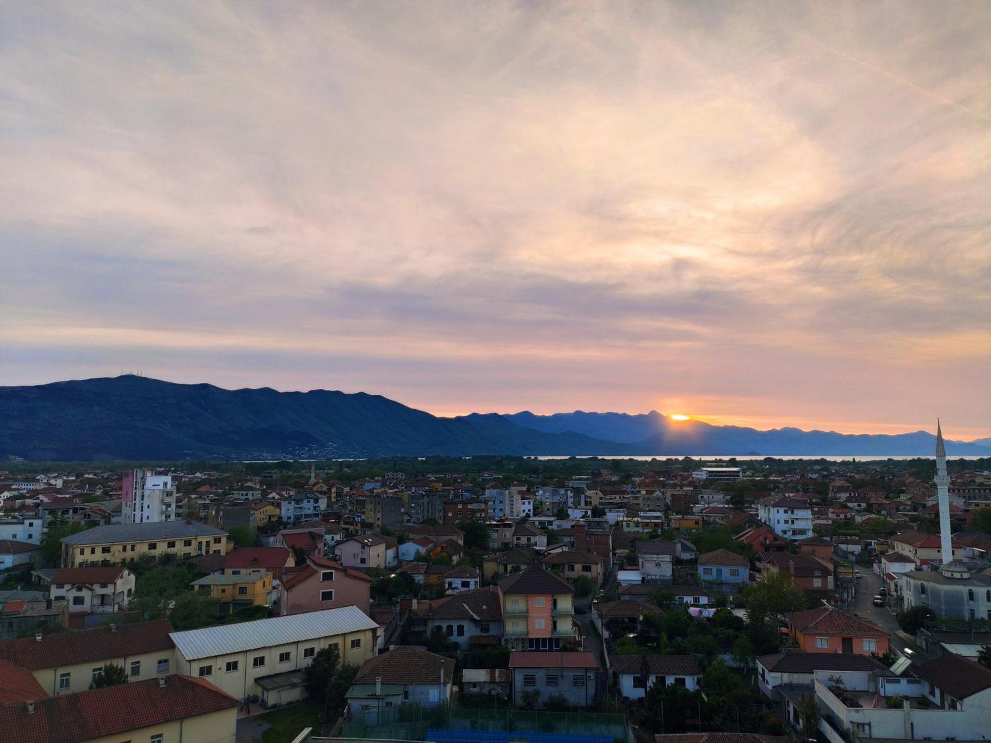 Sunset View Rooftop Apartament